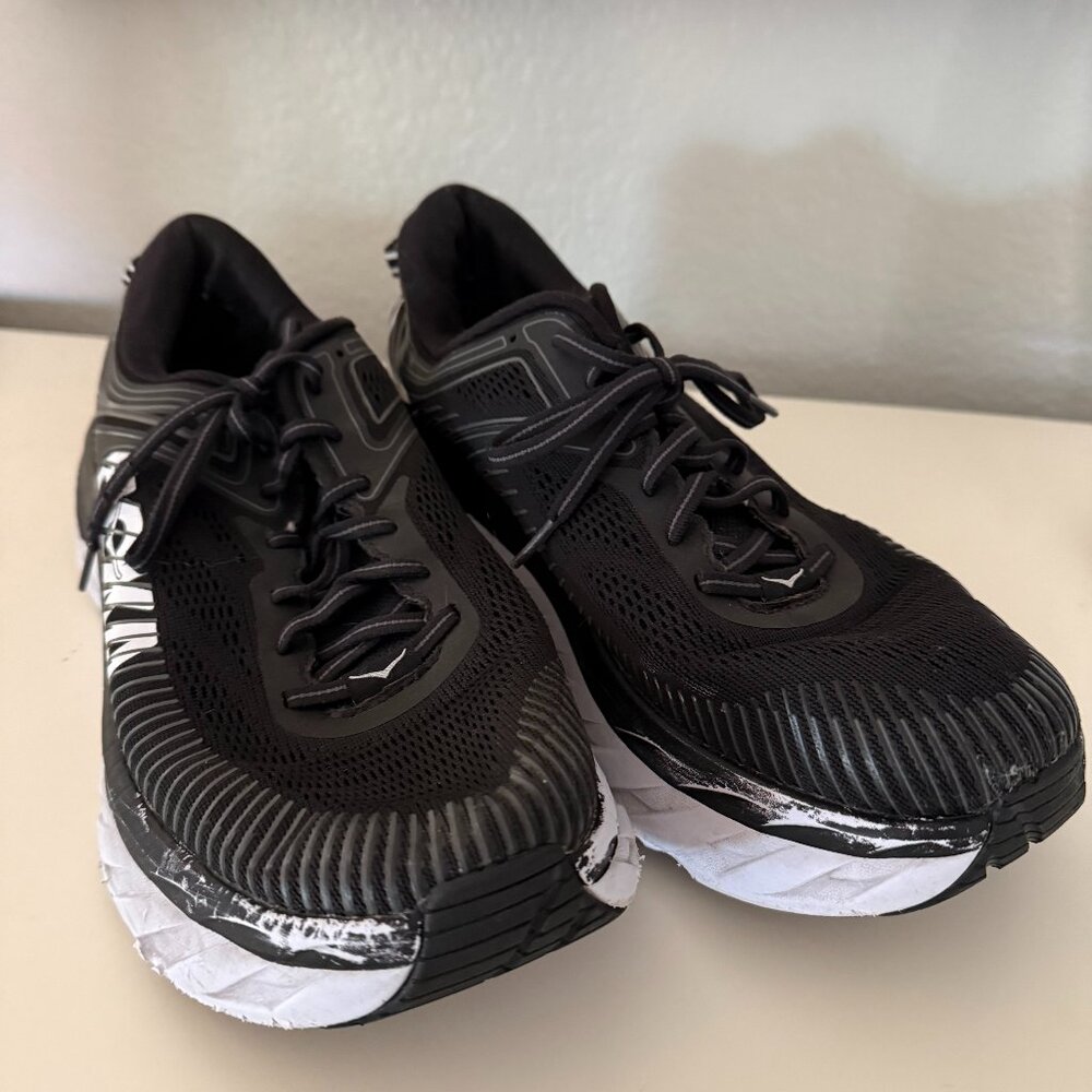 Hoka Bondi Women's Size 11 Black